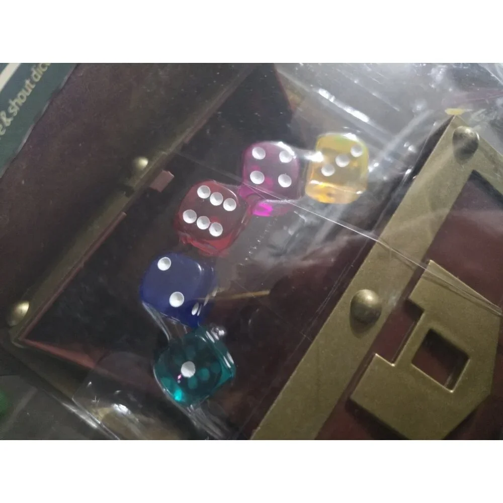 New The Legend of Zelda Yahtzee Collector's Edition Nintendo USAopoly